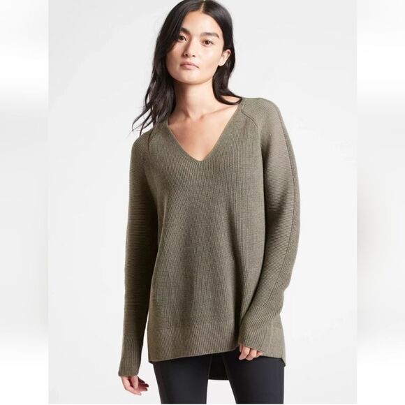 ATHLETA Hanover V-Neck Sweater Merino Wool Blend Mountain Olive Heather Green XL - Picture 1 of 8